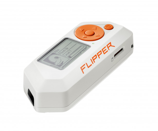 Портативний багатофункціональний інструмент Flipper Zero